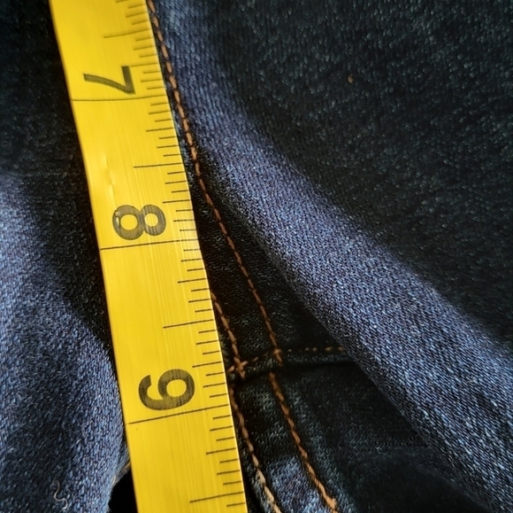 Straight Leg Cuffed Capri Size 10 - Picture 11 of 13